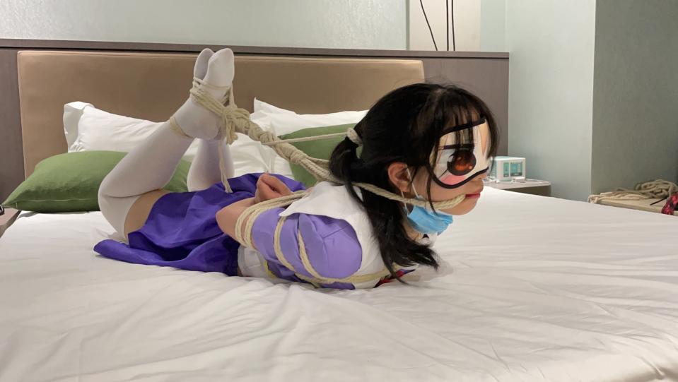 抹茶初试极限驷马＋勒嘴＋我妻由乃 A first extreme bondage attempt featuring a hogtie, gagging, and a Yuno Gasai cosplay.