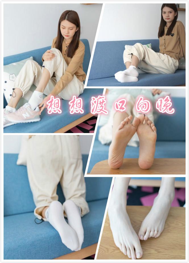 物恋774期 新模洋气大美女想想棉袜裸足4K 物恋774期 想想-渡口向晚<br>本系列模特均为在校大学生或刚步入社会的白领等纯情女孩组成，并一贯秉承公道的价格。质量绝非那些由KTV女冒充的模特可比