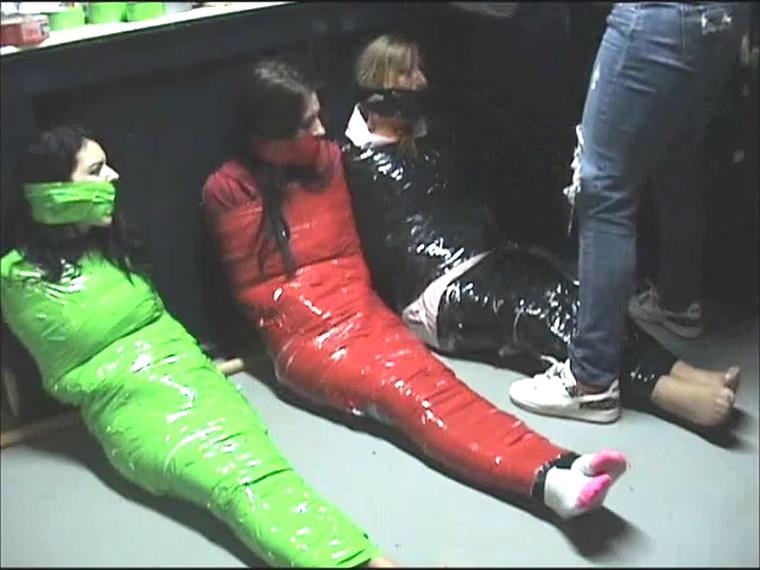 ! REDUCED PRICE ! GRM 158 MUMMY ISLAND FULL MOVIE $19 Crystal Frost has taken a job as recruiter for Mummy Island. She finds girls with no family and few friends to for Gina Rae and her partner The Mummy Man. The girls are transported to Mummy Island where they are kept in tight shiny duct tape cocoons. Crystal has orders to step up operations and find more girls. First she finds Molly through a help wanted ad.Molly is tightly tied, gagged and left to struggle. When Amanda shows up to clean, Crystal seizes the opportunity to take another captive to ship off to Mummy Island. Hunter of girls, Crystal frost gets double crossed by mummy man and ends up bound and gagged with Amanda and Molly struggling in the next room. Eventually the three lovely captives are encased in their shiny sticky duct cape cocoons by Gina and prepared for their new home.<br><br><span style='color:#b0b0b0;'>[隐藏文字，购买后可见]</span>