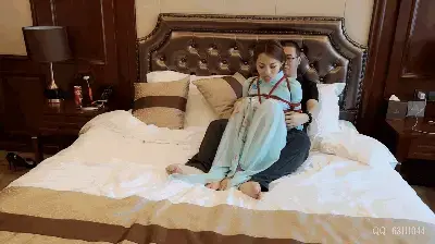 民国少女 随心原创 诺米 民国服饰 吊 紧缚日式 震动 挠痒 调戏  定拍 QQ 63111044 <br><br>不要用手机下载 用电脑下载完成之后解压  解压密码 ：随心