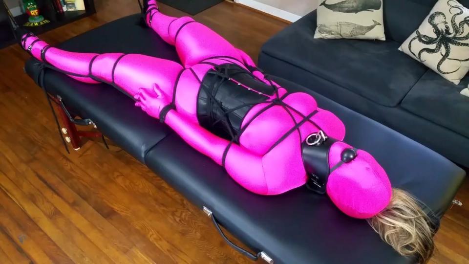 Аdаrа Jоrdin.. Living Dоll trаining With Adara Jordin<br>In 1280x720 High Quality HD for an amazing crystal clear download.<br><br>Bondage, BDSM, Consensual, Spandex Encasement, Spandex Fetish, Lycra, Zentai, Rope Bondage, Sensory Deprivation, Crotch Rope, Ballgagged, Posture Collar, Living Doll, Objectification, Glamour Bondage, Sub Space<br><br>Adara Jordin signs up for the Living Doll treatment today. Lots of the girls I work with say they REALLY like this. The suit is so soft and conforming.. It really heightens sensitivity and puts them almost in a trance-ish state. Then add rope to the equation.. Nice tight strict rope and a big ball gag. Now they are free to lay back, relax, and feel every nerve ending pulse with pleasure.<br><br>Also available in smaller qHD version optimized for smart phones, tablets, and portable devices here ShinyBound Mobile<br><br><span style='color:#b0b0b0;'>[隐藏文字，购买后可见]</span>