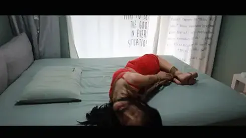 【半岛束艺台】YT1111 41码新模听蓝的欧式剥削 听蓝，一个360度无死角的姑娘，叛逆和乖乖女的复杂结合体，总之，Nice to meet you.<br>注：本台已启动半岛居民入驻计划，详情请关注本台主页https://linzijun.app/@BDTV<br><br>★★★解压密码：<br>peninsula2018<br>修改后缀名mp4，勿在线观看<br><br><br>【半岛束艺台】不做精品只做生活，用镜头记录最真实的绳艺，纯净捆绑，健康游戏！为每一个热爱捆绑的朋友展示最纯粹的绳艺，为每一个客户用心打造属于您的专属作品。<br>本站主页：https://linzijun.app/@BDTV<br>联系方式：QQ2245148409/微信peninsulastudio/推特Twitter@PeninsulaBound<br>业务咨询秒回，闲聊看心情，色情勿扰。<br>