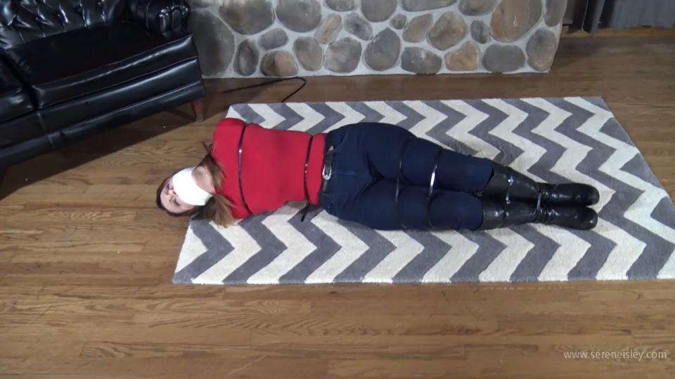 Serene Isley - Damsel Zip-tied in Jeans Serene struggles in front of the fireplace with her wrists & ankles already tightly ziptied together to prevent her from escaping. She precariously stands up to try and investigate her surroundings. Unfortunately for her she isn't giving much time to do so. The man who is keeping her bound, comes into the room and shoves her mouth full of white cloth. He then wraps microfoam tape tightly around her head. To make Serene's situation harsher, her captor adds multiple zipties to her bondage, covering her arms and legs in tight bondage. She is moved to the ground and a few more zipties are added to Serene's upper body before she is left to struggle on her own. <br><span style='color:#b0b0b0;'>[隐藏文字，购买后可见]</span>