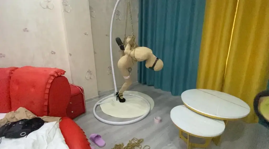 【近期线下约绑】M腿吊缚zentai 猛男警告，CD警告！不喜勿买不喜勿喷！<br>真不是我胖，是这哥们儿太瘦了，我185的身高