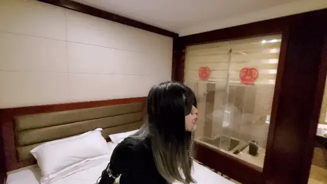 管少高跟鞋皮铐拘束唯美视频 最近主人强制给我拍的一组唯美风的视频，才发现原来自己也能这么有感觉的吗？（视频几秒钟后有播放<br><br>管少QQ2045271541 ，目前在北海了，需要订拍约拍让管少当S（管少当S可狠了）都可以，当然最喜欢来找我玩啦，也希望各位同好能在探索性别与角色的时候能够带来更多的快乐。<br>解压密码123456如果显示密码错误就是手机的问题，可以下载什么解压大师，ES文件浏览器等手机解压软件，另外苹果手机 是解压不了的 还有华为手机会显示解压错误，千万不要在线解压