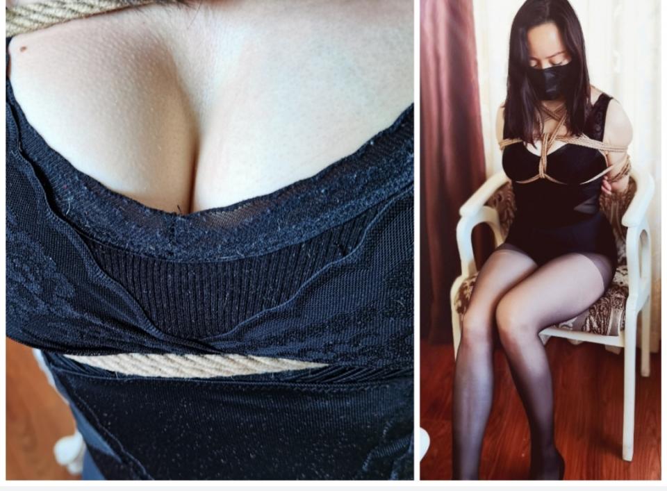 小母美体衣爆乳紧缚！爆乳高跟驷马！无情的拘束，狗骨头棒的侮辱 小母同学紧缚！美体六个月之后，身材让人欲罢不能！！简直不要太好！！性感的一塌糊涂！！紧缚胸部，拉紧驷马，堵上嘴巴，滴上蜡烛！！！<br>3516763647定拍！