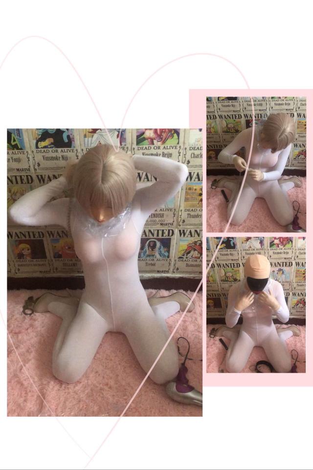 Kigurumi小囡 日常调教 Kigurumi小囡<br>久违的更新，提前祝大家中秋快乐。<br>很久没有更新导致现在小囡调教时间有所减短，这次更新内容如图，并且只能百度云下载解压观看，林子上就不放视频以免......<br>这次压缩包有两个视频，其中一个是乳胶头套（带口塞）和KIG头壳外加一些东东，因闷热乳胶头套出汗导致出现了个小插曲，为失败篇时长不长因为出现点幺蛾子，另一个视频只是kig头壳外面加一些东东，估计是很久没有调教了，都生疏了，插曲不断，各位看官自行观看<br>解压码：<span style='color:#b0b0b0;'>[隐藏文字，购买后可见]</span><br>