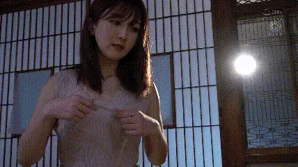 新婚帰省レズ調教 幼馴染のお姉ちゃんに縛られて... 市来まひろ 大槻ひびき <span style='color:#b0b0b0;'>[隐藏文字，购买后可见]</span><br><br><br><br>發行日期: 2021-10-08<br><br>製作商: ビビアン<br><br>發行商: ビビアン<br><br>類別:<br><br>女同接吻 淫語 紧缚 女同性戀 DMM獨家 高畫質<br><br>演員:<br><br>市来まひろ 大槻ひびき<br><br><br>点击查看更多精品影片<br>