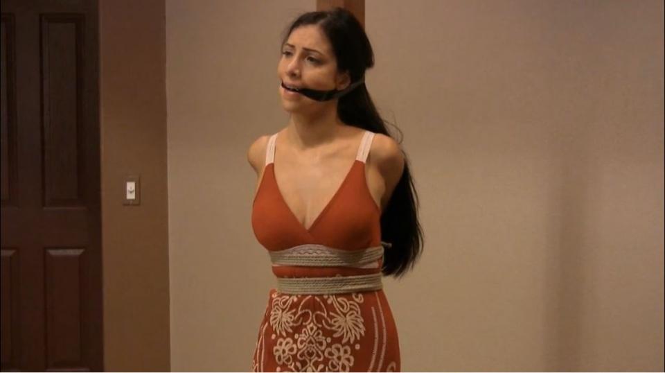Cydel Jimenez BTS (2) Cydel Jimenez BTS (2) (HD). Cydel is pole tied tightly and cleave gagged with tape damsel in distress. <span style='color:#b0b0b0;'>[隐藏文字，购买后可见]</span>
