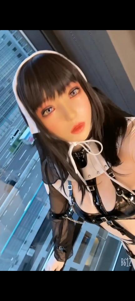 By the large window with hand massager fantia的生体人形~LivingDoll~ (生体人形~LivingDoll~) kigurumi<br>Paid Plan　<br>・4 videos [1:36] & [1:58] & [1:49] & [6:07]<br>It is a video of the Living doll wearing the sexy sister<br>She masturbates using a hand massage machine by the large Window.<br><br>I took a video with excitement like exposure play.<br>The shame when looking out the window is amazing.<br><br>窓辺での電マオナニー動画です。<br>多分見られてるような事はないと思うのですが、<br>露出プレイのようでドキドキしながら撮影しました。<br>窓の外を見てる時の羞恥心がヤバいですねｗ<br><span style='color:#b0b0b0;'>[隐藏文字，购买后可见]</span>