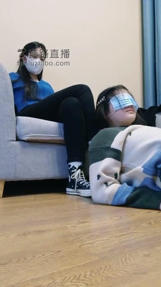【佳颖S】教小学妹做母狗，帆布鞋棉袜，第一次 【佳颖S】教小学妹做母狗，帆布鞋棉袜，第一次<br>原创者：套路直播<br>购买地址<span style='color:#b0b0b0;'>[隐藏文字，购买后可见]</span>