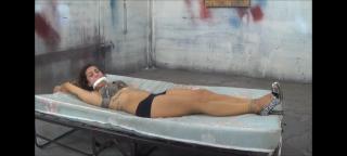 Mia bondage dizdat<br>Mia
