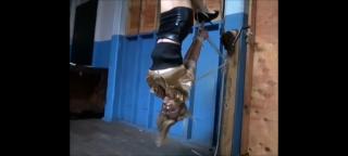 Carissa bondage2 倒吊紧缚，震动惩罚