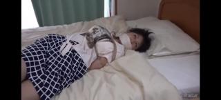 日本女孩在家被5晕捆绑 便宜分享