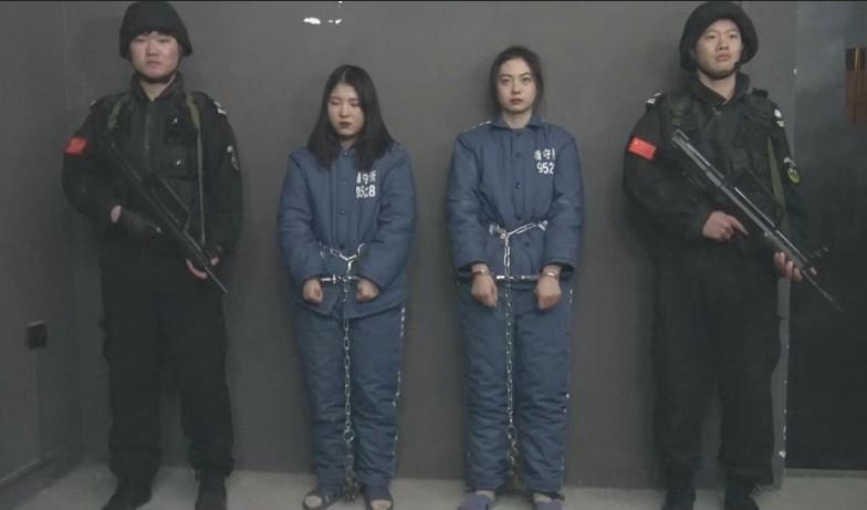定拍法制新片《双骄伏法记》上集   两美女年纪轻轻走上不归路  两个年纪轻轻的美女，为了生活的逼迫，走上犯罪的不归路，请欣赏视频，下集更精彩QQ342642509    解压码sjys