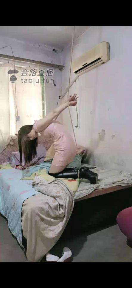 套路-视频 k女王 套路视频<br>邯郸玩的多<br>购买链接：<span style='color:#b0b0b0;'>[隐藏文字，购买后可见]</span><br>购买截图下面<br>