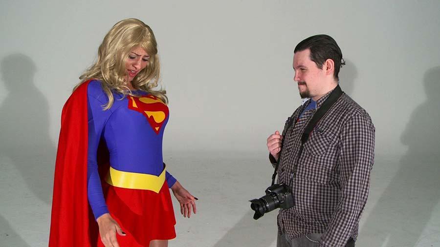 action cosplay part  1 {supergirl欧美女超人} A beautiful model named Mia Melee goes to a photoshoot and gets sucked into another dimension when she puts on a Supergirl costume. In this new place she has all the power and weaknesses of Supergirl but none of the experience, and must battle the highly dangerous 'Rico Relentless'.  <br><span style='color:#b0b0b0;'>[隐藏文字，购买后可见]</span>