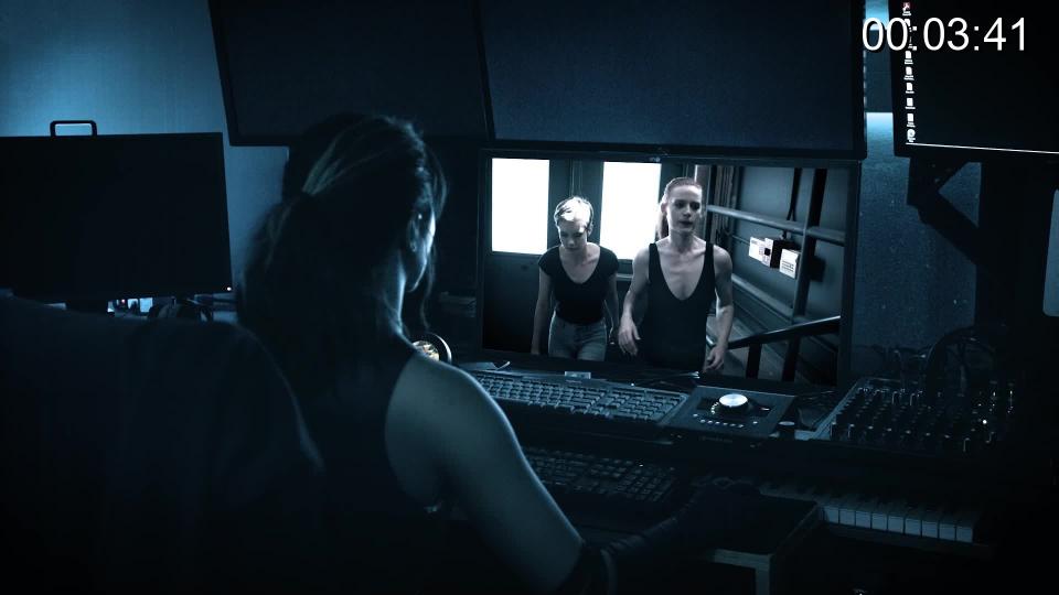 Ninja bitch Contains: 2 on 1 female/female combat, punches, kicks, slaps, backhands, knees, hammerfists, low blows, sedative from dart gun, brief touching/stimulation of heroine power center, ass groping, permanent ending - death by choking from knee of villainess,<br><br>Synopsis: It's a bit of an origin story. We find out Ninja Girl was trained and educated in an elite academy for the gifted. Some who graduated with her didn't unfortunately use their talents for good and instead turned to a life of a crime. Having been the "runt of the liter" in school, Ninja Girl has reinvented herself as a superheroine crime fighting force of nature, and finds herself face to face with 2 of the most notorious cat burglars in history. They also happen to be the two "bullies"; classmates she went to school with. It doesn't make things easier that the husband of one of the burglars has been banging things out with Ninja Girl for years, in secret of course. Find out what happens when Ninja Girl catches wind of an impending heist, and decides to have a little fun with two nemesis' from the past. Find out further what happens when the two ladies get out of jail early and hatch a fully destructive plan to put Ninja Girl away for good.<br><span style='color:#b0b0b0;'>[隐藏文字，购买后可见]</span>