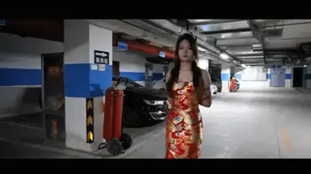 【半岛束艺台】【卡菲】YT1401 我需要一个车模 卡菲把这件800年不穿的旗袍穿出了神韵。<br>【解压密码】peninsula2018,修改后缀名mp4，勿在线观看<br><br>【半岛束艺台】不做精品只做生活，用镜头记录真实绳艺，纯净捆绑，健康游戏！为每一个热爱捆绑的朋友展示最纯粹的绳艺，为每一个顾客用心打造属于您的专属作品。<br>本台主页：https://linzijun.app/@BDTV<br>联系方式：QQ2245148409/微信peninsulastudio/推特Twitter@PeninsulaBound<br>业务咨询秒回，闲聊看心情，色情勿扰。<br><br>