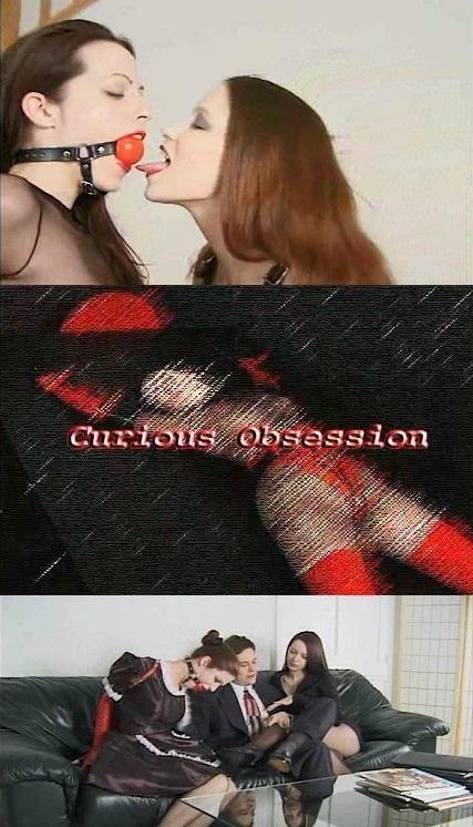《WMV-5 Curious Obsession》 【视频重新剪辑过的 并检查无违规内容！】<br>咖啡早期女绑女长篇故事《痴迷》！艾米丽来到威瑟斯先生的家里，想和他洽谈一笔利润丰厚的生意，却被告知他要去参加一个紧急会议。开了三个小时的车后，艾米丽很不高兴，她告诉瑞秋(威瑟斯先生的女佣)她要等他回家。瑞秋解释说他会晚上很晚才回来，而她自己也需要离开几个小时去办点事，这些都没有改变艾米丽的决定。瑞秋离开后不久，艾米丽开始在家里四处窥探，发现了一个装满恋物癖和捆绑玩具的壁橱。她决定玩化妆游戏，然后开始探索房子的其他地方。她打开了一扇通往密室的门，看到巨大的黑色束缚床实在是太吸引她了，她无法抗拒。不幸的是，当她把手和脚放在皮带上，带子自动闭合，把她困住了。瑞秋终于回到家，但她没有解开艾米丽，她决定要给艾米丽一个教训，这仅仅是个开始……当瑞秋把艾米丽引入了充满束缚的奇妙世界时，艾米丽无力反抗！<br><span style='color:#b0b0b0;'>[隐藏文字，购买后可见]</span><br>我的往期视频目录https://www.smlsml.net/video_list.php?my_video=1&page=1喜欢的多多关注，谢谢支持！）<br>