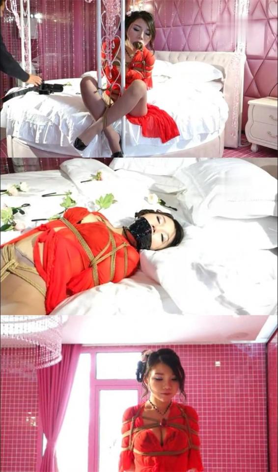 嫣儿真空睡衣股绳丝袜堵嘴（嫣儿说直播的不能发，其他的他可以不计较） 嫣儿真空睡衣股绳丝袜堵嘴<br>原创者:南京锐度<br>购买地址<span style='color:#b0b0b0;'>[隐藏文字，购买后可见]</span>