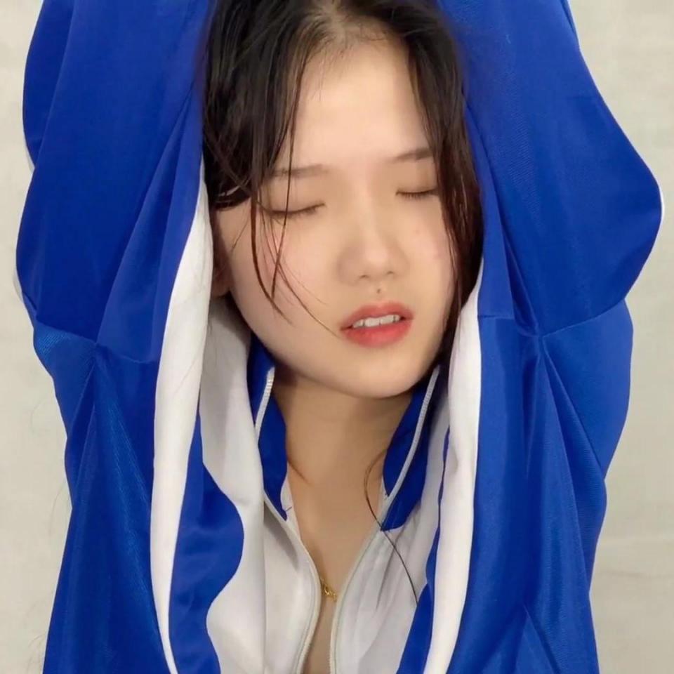 （xiao素素）：订拍转公映a100蓝色学生听话 顺从 tj（下集）(解压密码已改回） （xiao素素） 订拍转公映a100蓝色学生服 听话 顺从 TJ（下集）(解压密码已改回）<br>解压密码： whwdzgwajjxss123 <br>业务范围：专属订拍 一对一视频网调 全国飞现实验 <br>联系方式：1487615606 3147195239 <br>