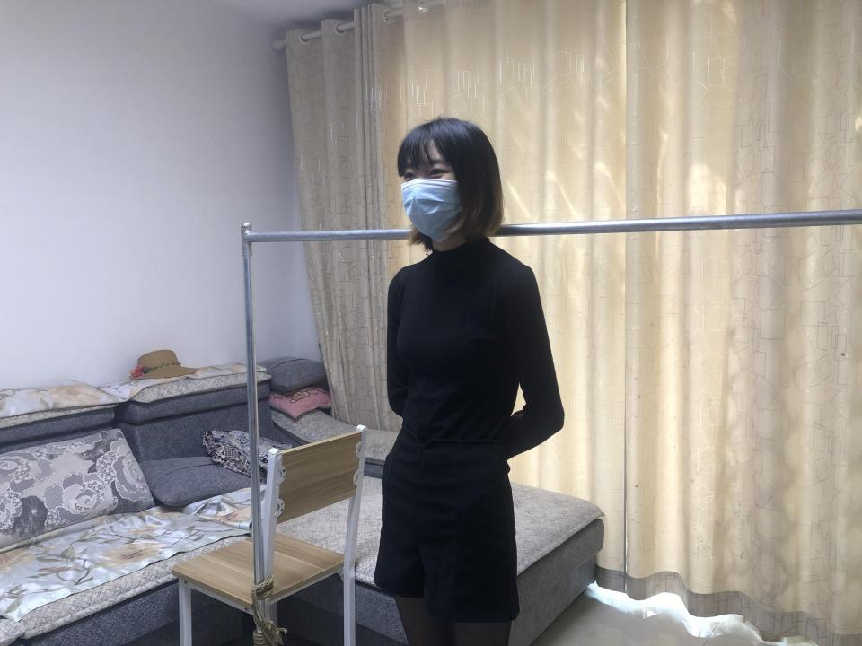 【新月定拍】红豆黑衣黑丝 站立 跪缚 口球堵嘴 口水收集  