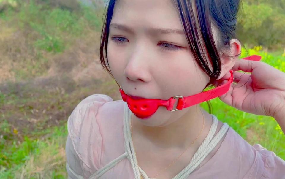 (xiao素素）：全国订拍a105xiao素素野外KB晒太阳补钙 (xiao素素）：全国订拍a105xiao素素野外KB晒太阳补钙<br>KB<br>扣球<br><br>解压密码： whwdzgwajjxss123<br>业务范围：专属订拍 一对一视频网调 全国飞现实验<br>联系方式：1487615606 3147195239