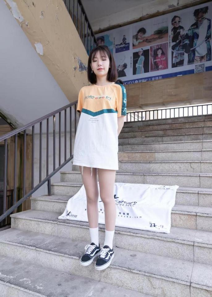袜啵啵069期：小甜豆-vans板鞋、白棉袜、肉丝（脚尖加固款） 袜啵啵069期：小甜豆-vans板鞋、白棉袜、肉丝（脚尖加固款）<br>原创作者：袜啵啵<br>购买链接：<span style='color:#b0b0b0;'>[隐藏文字，购买后可见]</span>