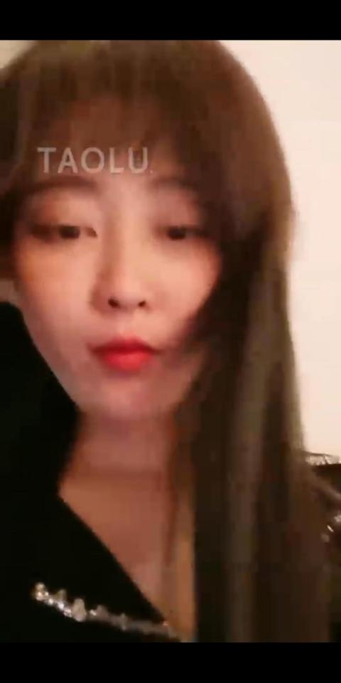 [语晴]马路边聊素人小奶狗 带回家开发 [语晴s][套路直播]开发素人小奶狗，耳光踩踏暴力口水<span style='color:#b0b0b0;'>[隐藏文字，购买后可见]</span>