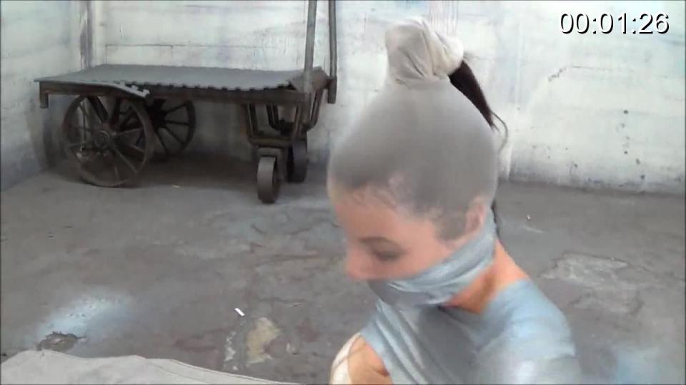 Aubrey in tape Aubrey is back and this time I bind her in a duct tape straight jacket, now my trade mark. I watch as she struggles in tape, stepping in when I see a finger popping out. I quickly put an end to any hopes of escape. Next I tape her legs and feet and she finishes he clip like that. Aubrey is moving along slowly,<br><br><span style='color:#b0b0b0;'>[隐藏文字，购买后可见]</span>