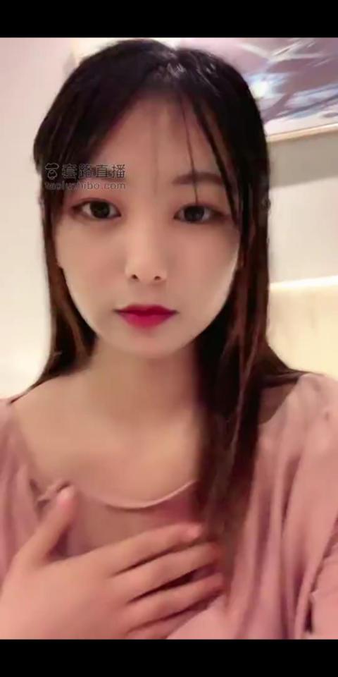 [九黛]小奶狗 <span style='color:#b0b0b0;'>[隐藏文字，购买后可见]</span>来源:套路直播九黛s。玩弄18岁小奶狗，虐乳，捆绑，踢裆，耳光