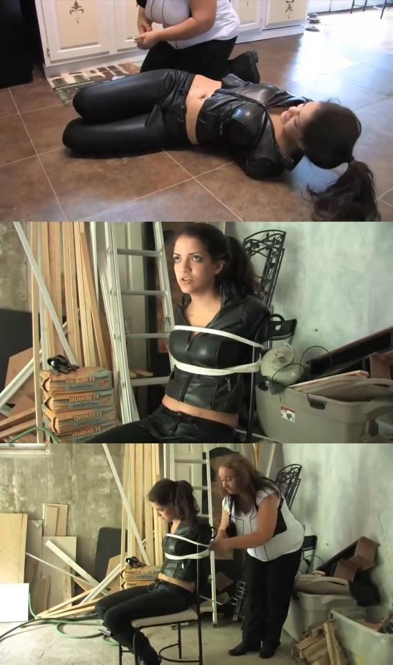 Beauties in Bondage: Тhе Моlе (МР4 НD) Category: BONDAGE<br>Related Categories: FETISH, LEATHER, GAGGING, DID, ROPE BONDAGE.<br>Keywords: bound and gagged, tied up girl, chair tied, tight bondage, gagged, tight ropes, rope tied, bound hand and foot, tight ties, gagged with tape, tied up woman, cleave gag, tied up and gagged, girl next door bondage, damsel i, bondage, rope bondage, shibaru, suspension, belts, bedtie, hogtied, tight bondage, strict bondage, bound elbows, struggling, ballgagged, helpless.<br>类别：束缚<br>相关类别：恋物癖、皮革、作呕、DID、绳索束缚。<br>关键词：捆绑和堵嘴，被绑起来的女孩，椅子被绑，紧紧的束缚，堵嘴，紧绳索，绳子绑，手脚捆绑，紧密的领带，用胶带堵嘴，绑起来的女人，劈开堵嘴，绑起来堵嘴，下一个女孩门束缚，少女一世，束缚，绳索束缚，shibaru，悬挂，皮带，睡衣，捆绑，紧束缚，严格束缚，束缚肘部，挣扎，缠结，无助。<br><span style='color:#b0b0b0;'>[隐藏文字，购买后可见]</span>