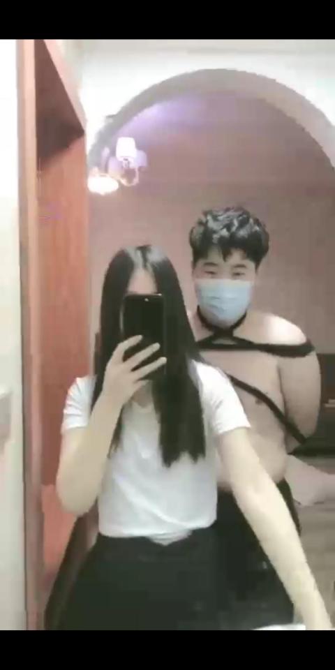 【露可】捆绑惩罚偷闻袜子的家奴 <span style='color:#b0b0b0;'>[隐藏文字，购买后可见]</span>女王调教男m。捆绑男奴，羞辱，日常，舔脚，鞭打
