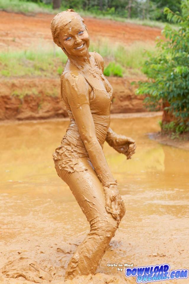 Sweet Muddy Blonde 2 This is the proof, that sequels can be as good as the original! Here comes Matti again, looking for a new mud adventure. She wants to repeat her exciting first experience and here is the chance. She slowly approaches the mud hole and test the mud carefully with her feet. It has the same soft creamy texture than last time. So, she walks slowly further and her purple sneakers sink down into the mud with a squelch. Matti grabs a hand full and rubs it on her arms and her nice jeans. She loves it to get slowly more and more dirty! Matti plays and rolls in the mud until she is covered from head to toe. And last but not least she also dives down in the mud with her complete head ...! <br><span style='color:#b0b0b0;'>[隐藏文字，购买后可见]</span>