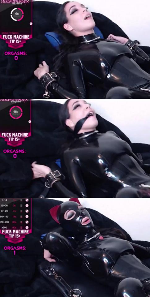 lilithinlatex_28112021_1430_female_Chaturbate 创作：lilithinlatex<br>lilithinlatex 11月28日部分直播录像 （炮机第二弹）<br>lili身穿黑色乳胶衣,手铐脚铐，领结带口球，黑粉猫咪乳胶露眼嘴头套口水不断，身体抖动不断<br>全程炮机 棒棒的震动体验(违规部分已删剪）<br>喜欢乳胶和捆绑的朋友别错过了<br>以后会陆续更新相关内容，希望大家多多支持<br><span style='color:#b0b0b0;'>[隐藏文字，购买后可见]</span>