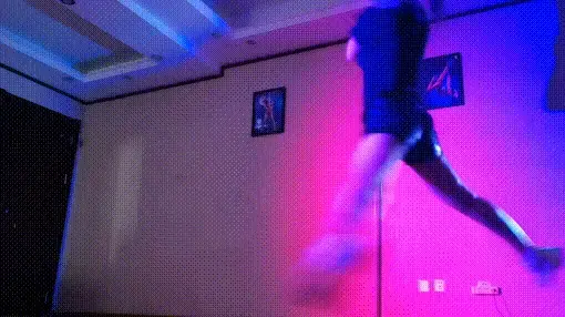 舞蹈演员刘青清跳完钢管舞直接被绑在钢管上???? 舞蹈演员刘青清喜欢跳舞，并要求绑起来没有双手照样跳舞，还秀了一段性感的钢管舞，最后被绑在了钢管上，????????????。视频解压密码：chuxin    -           -<br>一绳所爱绳艺体验店面向全国爱好者开放，本店提供绳艺捆绑模特服务、体验女绳师捆绑服务、体验长时间囚禁服务、绳艺教学培训、绳艺交流会、场地出租、专业麻绳销售，原创视频套图销售、作品私人定制、模特原味丝袜出售等，另外本店招募同好合作伙伴。微信：351552501初心