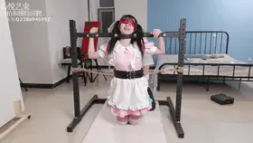 【心悦艺束】-双马尾女仆得全方位禁锢TK。可爱得双马尾女仆小姐姐被全方位禁锢挠脚心，可惜拍摄出现了一点问题，后面挠脚心得特写没有录到。5钻发个福利吧，介意得勿买哦 可爱得双马尾女仆小姐姐被全方位禁锢挠脚心，可惜拍摄出现了一点问题，后面挠脚心得特写没有录到。5钻发个福利吧，介意得勿买哦<br>定拍，模特应聘，请加Q2386945992。海外用户请用Telegram：xybondage。或者联系邮箱：xybondage@qq.com<br>视频中的衣物，丝袜，道具有需要的也可联系我。<br>解压密码：xyys