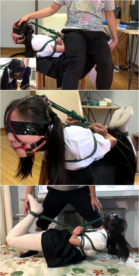 玩奴原创之白丝妹子月伊初绑严厉驷马羞辱！气味系闷绝闻脚，人肉椅子，驷马自由落体！交流购约绑教程请加1152327635。 解压密码<span style='color:#b0b0b0;'>[隐藏文字，购买后可见]</span>感谢各位同好的支持！这次带来的是白丝m月伊的初绑。超紧驷马绑完之后博主决定羞辱一番，闻脚，当作人肉坐垫（博主90kg）感受重量，驷马自由落体，放置流口水！妹子有m属性所以可以进行开发，敬请欣赏！另外为了方便各位同好约绑，博主最近推出了一个非常详细的约绑教程。里面有非常详细的从零基础开始教大家如何认识妹子，如何与妹子沟通等等。非常的实用，有兴趣的各位同好加1152327635咨询，备用805351328。<br>目前博主已经出了五个系列，分别是绝对真实调教系列，真实约拍系列，口水囚徒系列，紧缚实验室系列，美人小舔犬系列以及最新出的高颜值系列都非常精彩，各种元素满满，希望各位同好多多支持！<br>推特可以关注浅神。本频道提倡健康积极的绳艺亚文化，目的是给生活增添一些情趣，谢谢大家。备用联系方式qq805351328。<br>下载操作：<br>1、电脑下载<br>2、解压<br>3、将压缩包内rar文件名后缀修改为mp4。