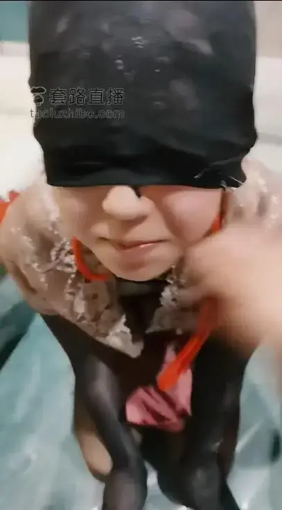 【温柔的教父】母狗做不好就要挨罚 【温柔的教父】母狗做不好就要挨罚<br>创作;【温柔的教父】<br>描述：【温柔的教父】母狗做不好就要挨罚，丝袜调教母狗，喜欢的请大家多多支持一下吧