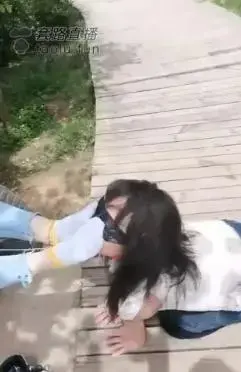 梦幻大大S 女狗户外刺激开发男摄影师 梦幻大大S女狗户外刺激开发男摄影师  梦幻大大S女狗户外刺激开发男摄影师  梦幻大大S女狗户外刺激开发男摄影师户外作业喜欢的多多支持~~~~~~~~~~~~~~