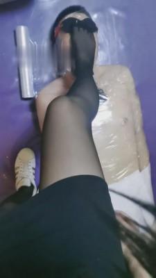 【叶子天津】木乃伊捆绑囚禁羞辱（并没有严重的止息内容） 【叶子天津】木乃伊捆绑囚禁羞辱<br>创作：【叶子天津】<br>描述：【叶子天津】木乃伊捆绑囚禁羞辱，全包木乃伊臭袜子调教，喜欢的请大家多多支持一下