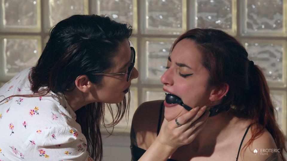 Zendas Very Fake Models Agency Part 1 (4K) bondage trap Margout Darko gets a job proposal and meets up with Zenda Sexy at her office. But as soon as Margout opens the door, she gets "surprised" by Zenda and tied up with duct tape while still on the floor.<br><br>After been fully bound and gagged with a gagball, Margout is carried by Zenda to the back of her car.<br><br>Zenda carries Margout into a dark bedroom and leaves. Margout wakes up and feels very scared. She complaints and struggles at in her bondage for a while.<br><br>Zenda comes back, removes the gagball from Margout and facesits her. Zenda makes Margout lick her pussy and asshole until she cums multiple times.<br><br>Both girls wear pantyhose through the entire video.