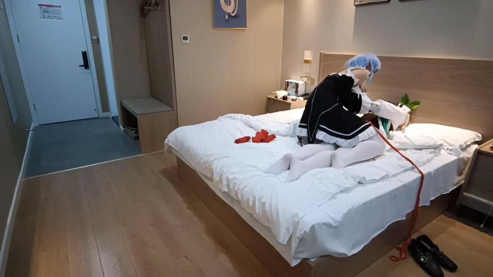 被捆绑全包的巴巴托斯（原神） 【黄苓】【全包工作室】好无聊啊，蕾姆叫我来想干什么啊。趴在床上的温迪如是想，然而并不知道蕾姆已经垂涎他很久了……光用绳子绑起来还不够，还要用丝袜包起来，可怜的温迪就这样成了蕾姆的玩物……有兴趣可以加我QQ2656730669【妖狐吧上传限制3GB，保管库视频有缺损，可下载百度云或加我QQ获取完整视频】