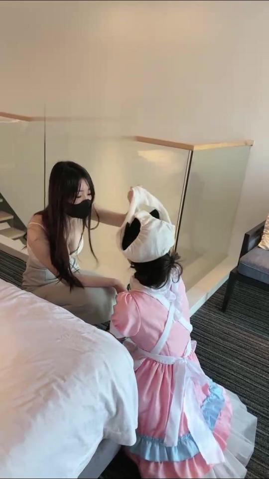 【时安】音乐系才女第二部 御姐羞辱超美女仆人 【时安】音乐系才女第二部 御姐羞辱超美女仆人<br>原创者：时安<br>各种羞辱超美女仆人 让她真正变成我的狗 哈哈哈 内裤套头 语言羞辱 下跪 打手心