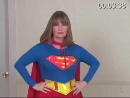 Super Becca 1 - Supergirl, Superheroine, Pov Porn 战无不胜的女超人Becca中了敌人的奸计，被氪石的辐射击昏了，苏醒后身陷敌营被催眠，她能想到反败为胜的办法吗？