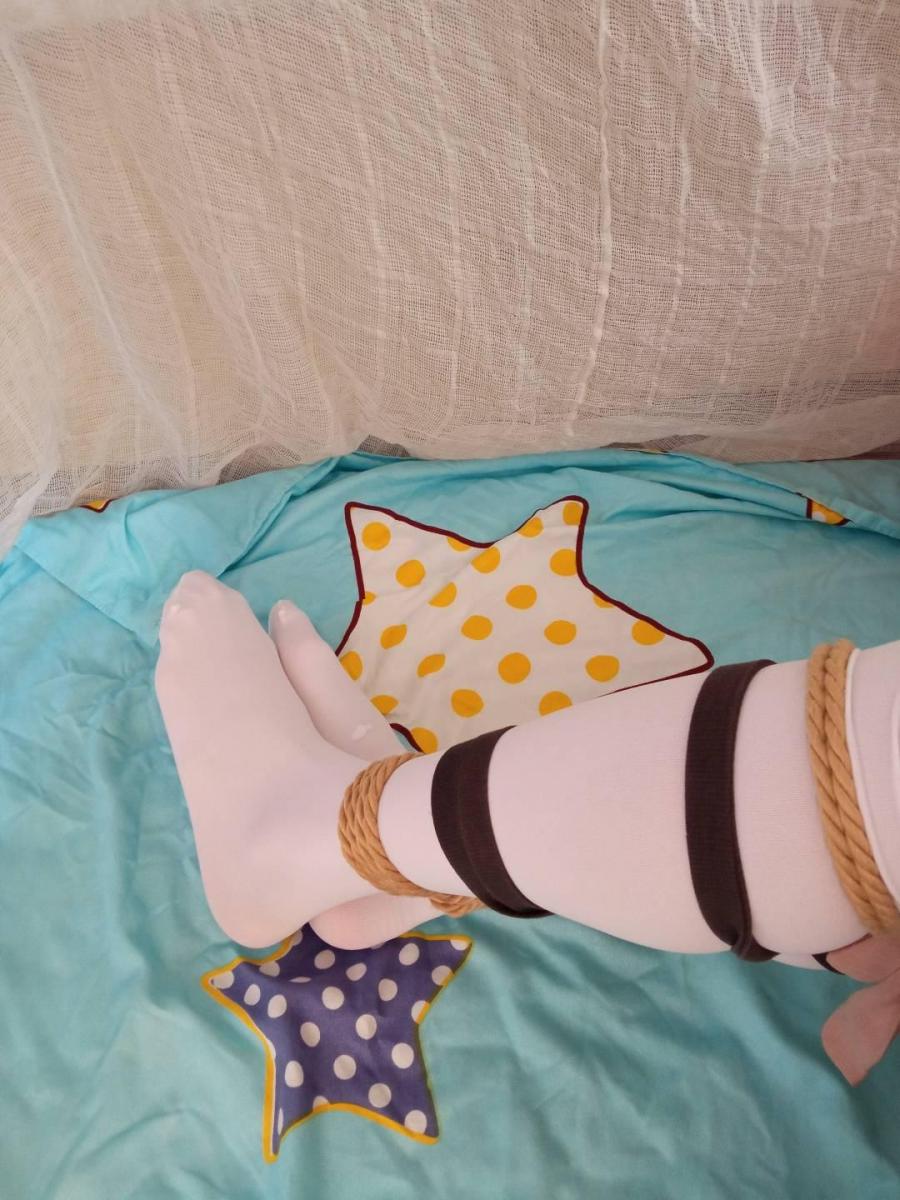 伪娘白丝缚6 - 目前绑腿的手段比较单一，大家可以给多点意见
