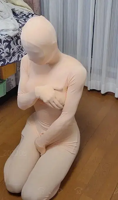 マネキンから魔法少女チノちゃんへ 作者 ズックンプラス (ズックン)<br>どうも、ズックンです。<br>ズックンのtwitterに出さない・出せない映像をここでだします。<br>不定期投稿ですが、よろしくおねがいします。<br>