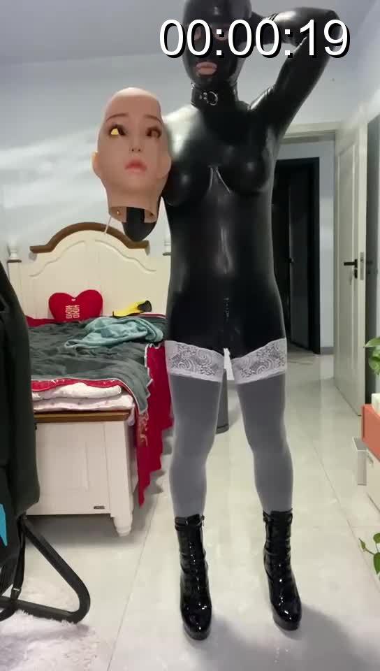 RubberDoll 今天又是变娃娃的一天 双层面具
