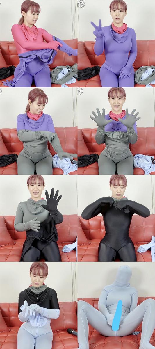 ゼンタイ5枚重ねでオナニー 多层zentai全包play。<br>雏奈子一层一层穿上5层zentai，再一层一层套上5层头套。<br>最后用嗡嗡棒自己自嗨玩强高。<br>雏奈子的声音还是那么又细又娇，烧的很！